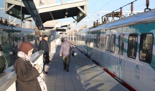 Başkentray 8 yılda 140 milyon yolcu taşıdı
