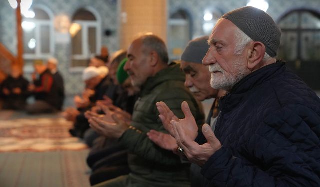 Keçiören’de okul saldırısı için mevlit programı düzenlendi