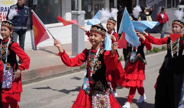 Samsun’da Türk Dünyası Çocuk Festivali coşkusu