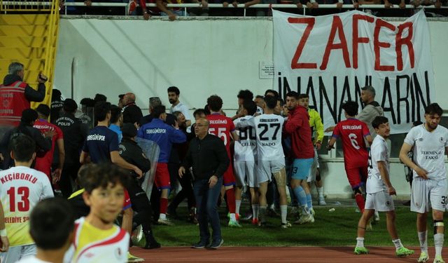 BAL maçında ortalık karıştı: Tribünde kavga çıktı
