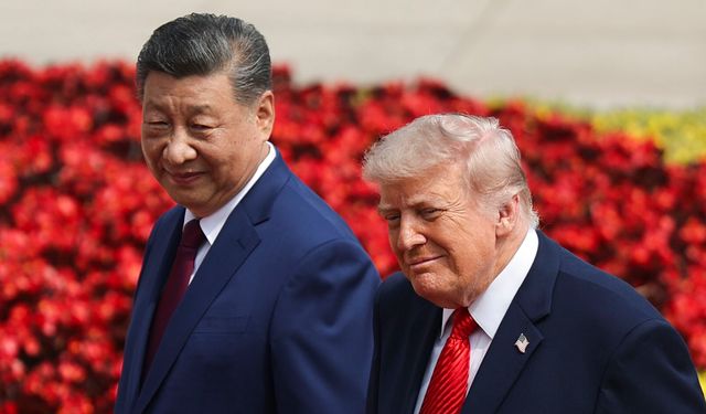 Trump, mevkidaşı Xi Jinping’i askeri törenle karşıladı