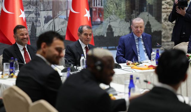 Cumhurbaşkanı Erdoğan, Galatasaray’ı kabul etti
