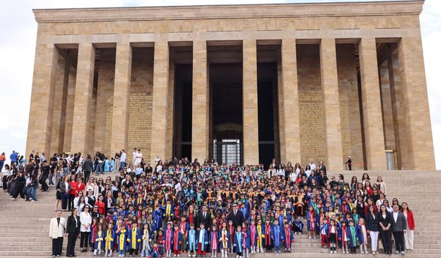Çankayalı minikler Anıtkabir’i ziyaret etti