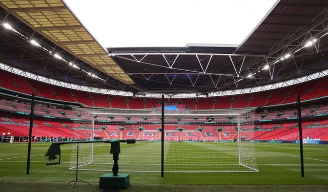 Southampton play-off finalinden men edildi