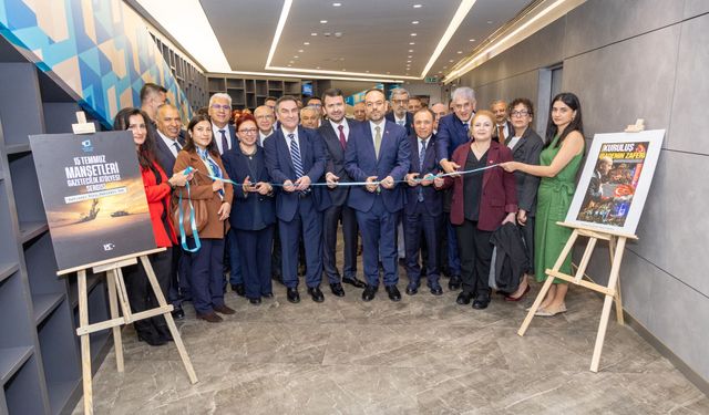 Öğrencilerin hazırladığı 15 Temmuz manşetleri sergilendi