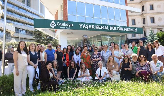 Çankaya’da cam ve resim sergisi sanatseverlerle buluştu