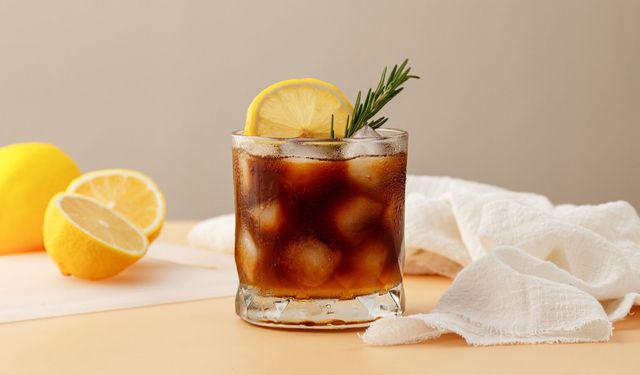 Yazın serinleten lezzeti: Kahveli limonata tarifi nasıl yapılır?