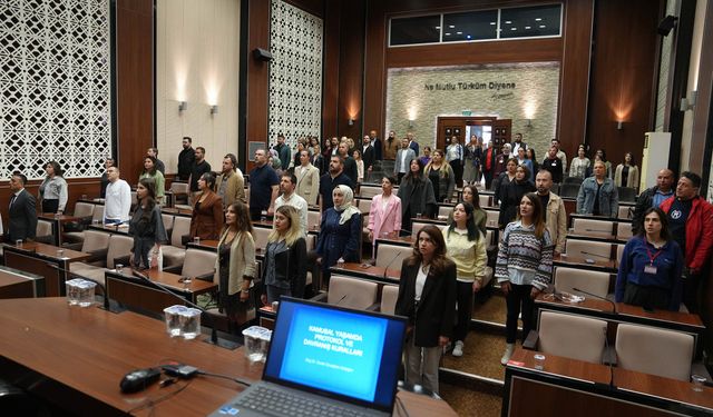 Keçiören Belediyesi’nde protokol ve nezaket eğitimi