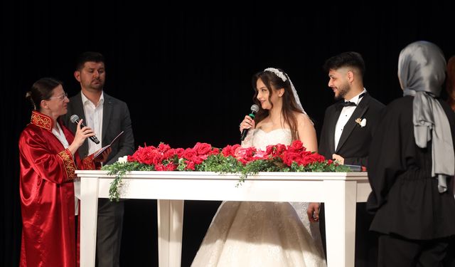 Yenimahalle’de 06.06.2026 tarihinde 106 nikah kıyıldı