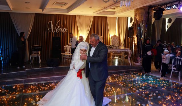 Yenimahalle’de Fatma’nın gelinlik hayali gerçekleşti