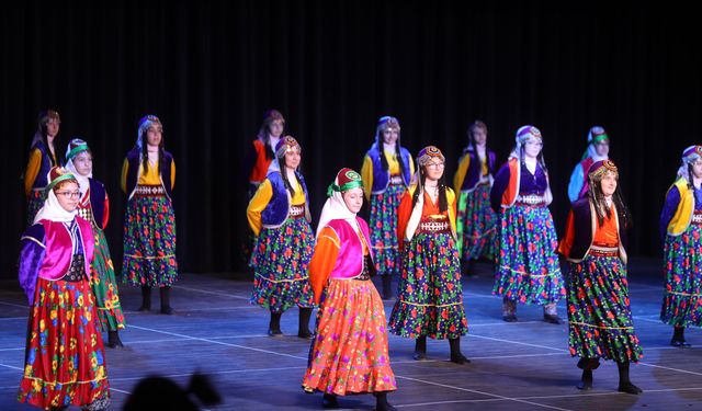 Yenimahalle’de TUBİL yıl sonu gösterisi ilgi gördü