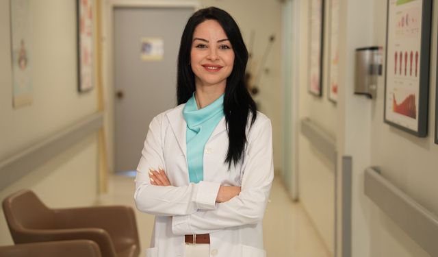 Uzm. Dr. Hüdaverdi: Güneş ve havuz ciltte hasar bırakıyor