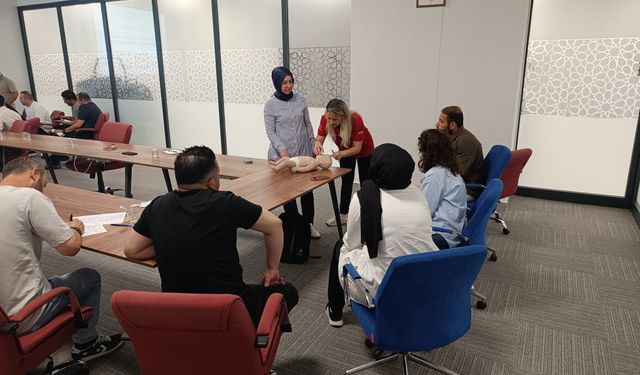 Sincan Belediyesi personeline ilk yardım eğitimi