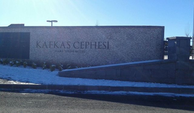 Kafkas Cephesi Harp Tarihi Müzesi ziyaretçilerini geçmişe götürüyor