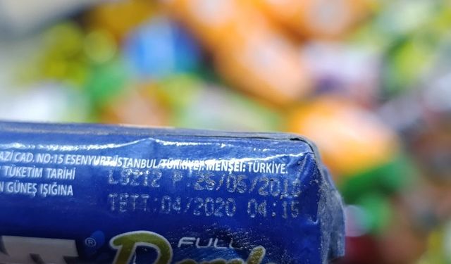 Kilis’te market skandalı: 2016 tarihli ürünler ele geçirildi