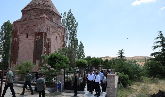 Kayseri'de Melikgazi Türbesi için restorasyon çalışması başlıyor