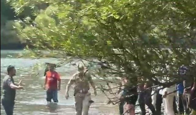 Dicle Nehri'nde bot devrildi: 1 kadın yaşamını yitirdi