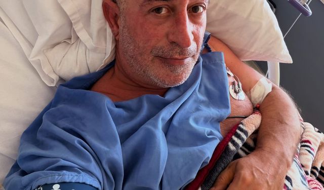 Cem Yılmaz taburcu oldu, ailesiyle fotoğraf paylaştı