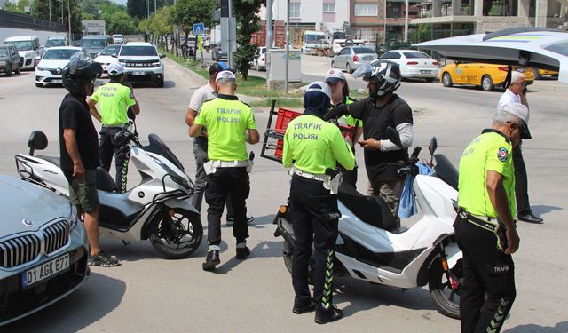 Adana’da motosikletlilere sıkı denetim: 41 sürücüye ceza