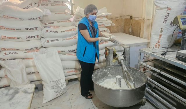Diyarbakır'da son kullanma tarihi geçmiş ve böceklenmiş 7 ton un bulundu
