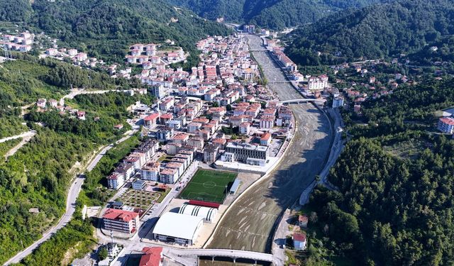 Murat Kurum: Bozkurt sel felaketinin ardından yeniden ayağa kalktı