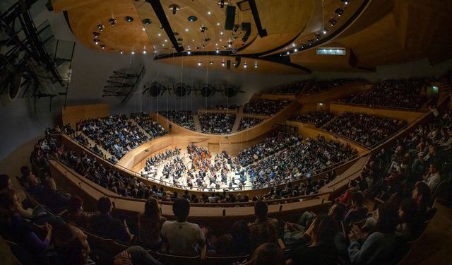 CSO 200. yılında dünya sahnelerine çıkıyor