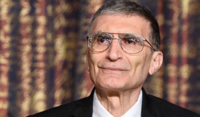 Aziz Sancar’a Azerbaycan’dan Şöhret Nişanı