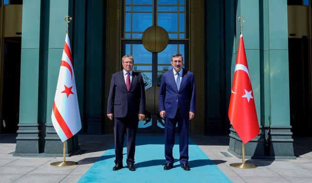 Yılmaz ve Üstel, Girne’deki deniz faciasını görüştü