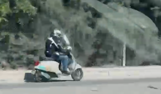 Motosikletle ters yönde ilerledi, trafiği tehlikeye attı