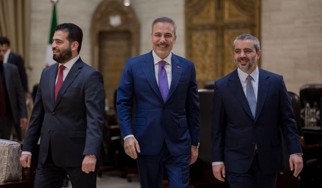 Dışişleri Bakanı Fidan'dan, Şam’da üçlü görüşme