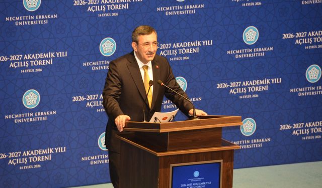 Cevdet Yılmaz: Sosyal medya aslında asosyal medya