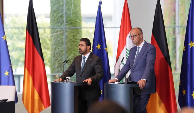 Merz: İran Hürmüz’deki ablukayı kaldırmalı