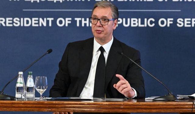 Sırbistan’da Vucic dönemi sona erdi: Başbakanlık için yarışacak