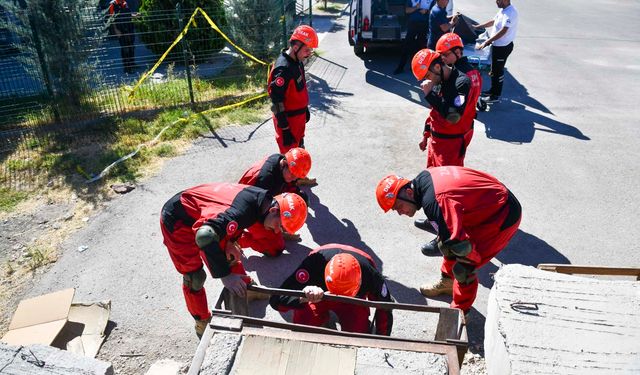 ABB zabıtası afetlere karşı ZAK ekibini kurdu