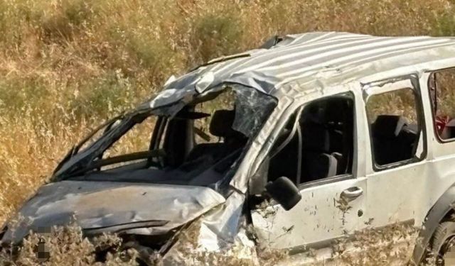 Kontrolden çıkan araç takla attı