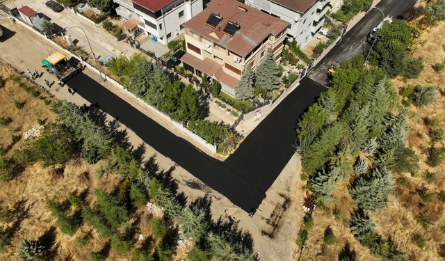 Bağlıca’da asfalt, merkez mahallelerde kaldırım çalışması