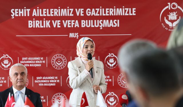 Bakan Göktaş Muş’ta şehit aileleriyle buluştu