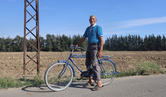 85 yaşındaki Hacı Bayram Yıldız 35 yıldır pedal çeviriyor