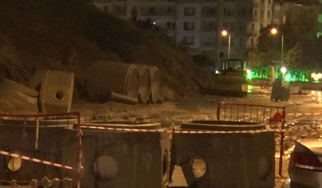 Keçiören'de sağanak sonrası kanalizasyon taştı: Apartmanları su bastı