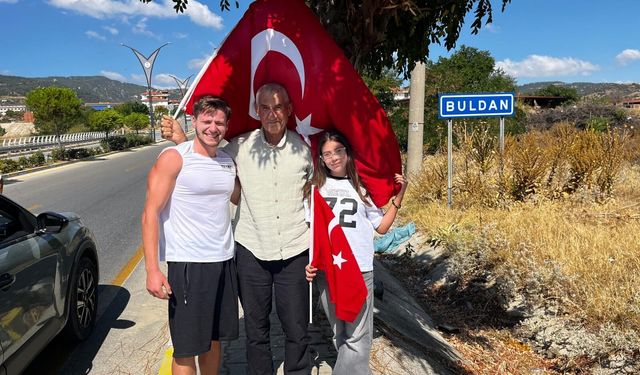 Mustafa Güzel Almanya’dan Buldan’a koşarak geldi