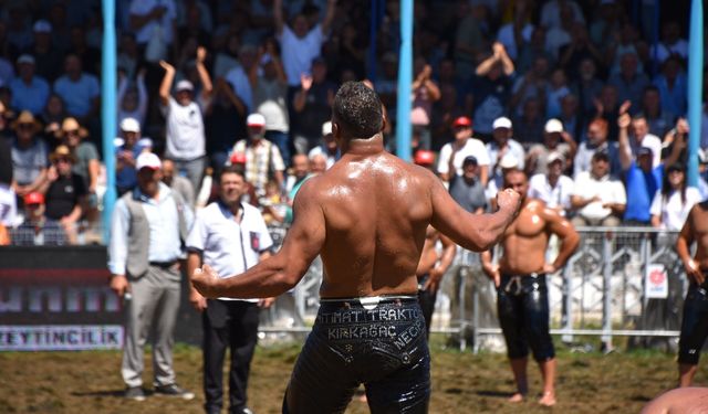 Necip Al başpehlivanlığa yükseldi