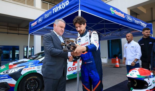 Bakan Bak, Formula 1 öncesi İstanbul Park'ta piste çıktı