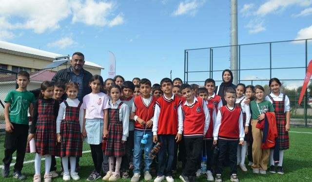 Bulanık’ta spor şenliği renkli anlara sahne oldu