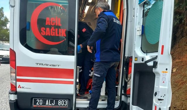 Denizli'de kaza: Hareket eden otomobilinin önünde sürüklendi
