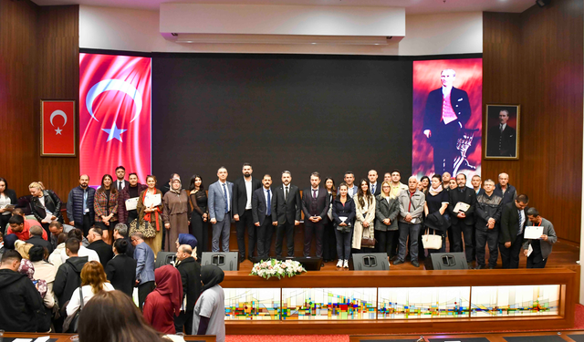 Ankara'da sağlık çalışanlarına tıbbi atık eğitimi
