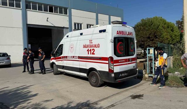 İzmir'de metal fabrikasında patlama: 3'ü ağır 7 işçi yaralandı