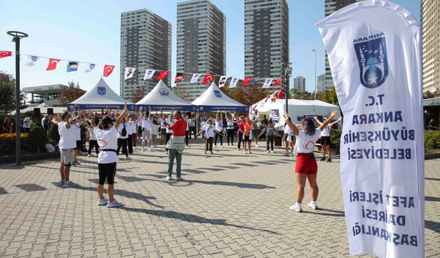 Ankara'da afet farkındalığı için koştular