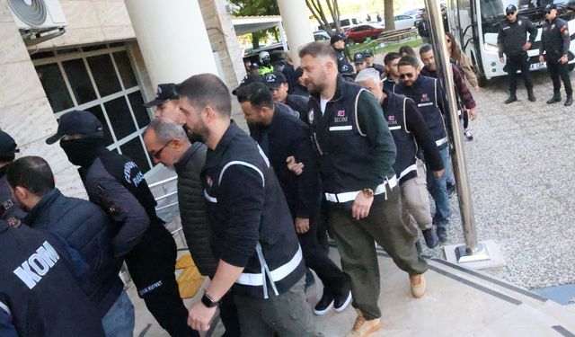 Milas Belediyesi'ne yönelik soruşturmada 18 kişi tutuklandı