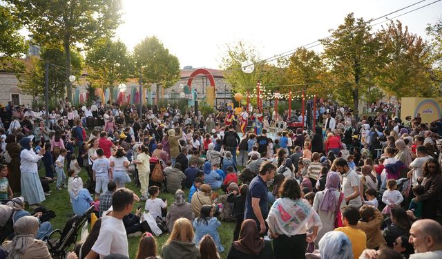 AileFest, Rami Kütüphanesi'nde 6 Ekim'e kadar ziyaretçilerini ağırlayacak