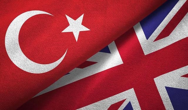 Türkiye ve İngiltere'den düzensiz göçte iş birliği mesajı